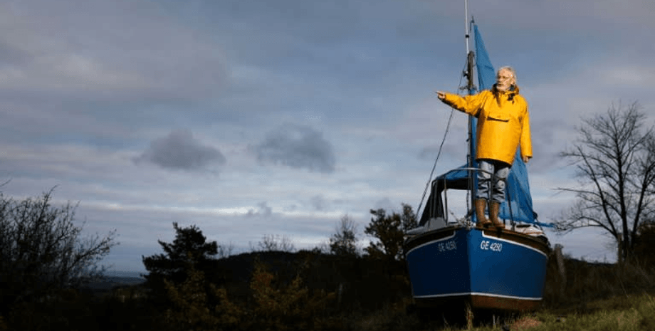 Кругосветное путешествие на яхте по суше, виртуальная регата, яхта на суше, проблемы беженцев, сбор денег, яхтсмен,