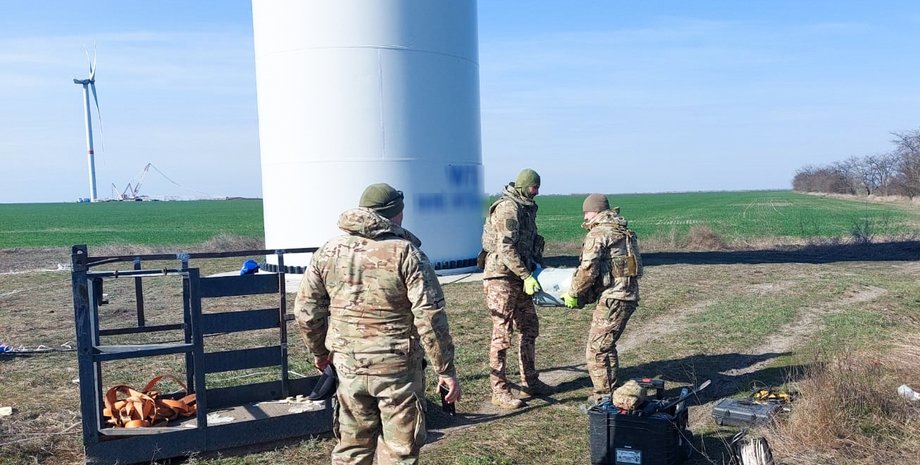 шахед, дрон, беспилотник, Николаевщина, ветряк, взрывотехники