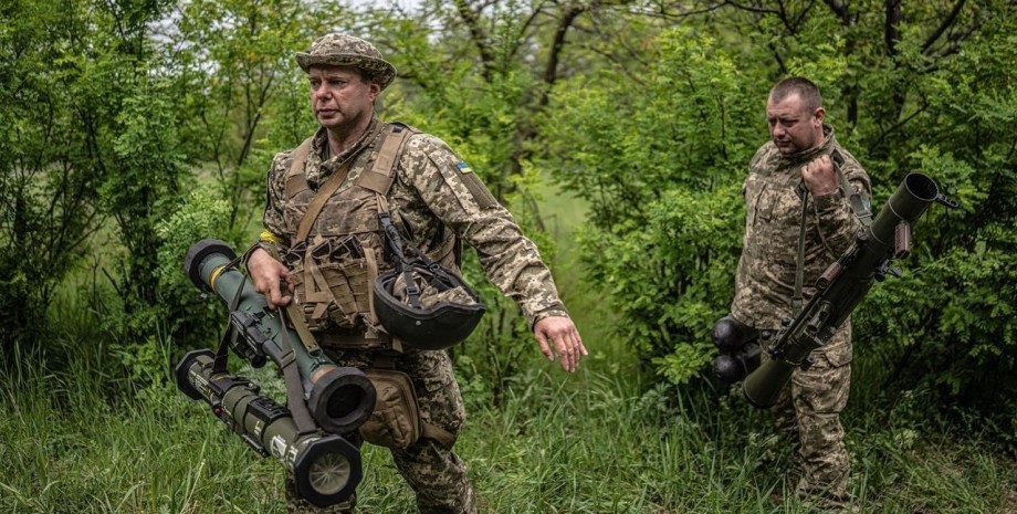 Ruská armáda nelituje jejího personálu a vojenského vybavení. A pro Ukrajince ne...