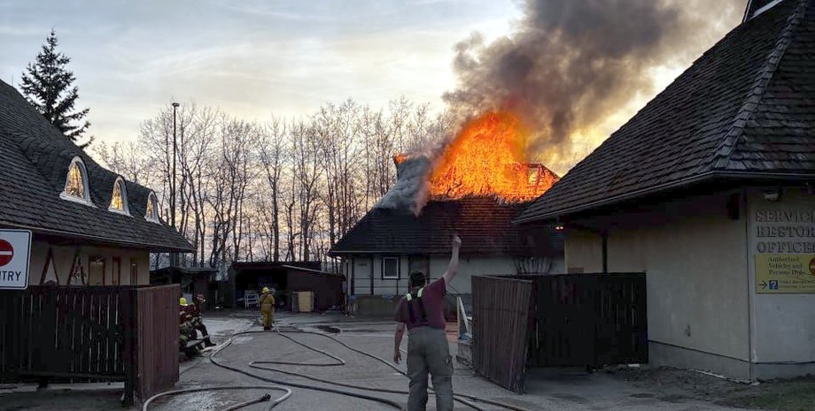 пожар, канада, украинское село