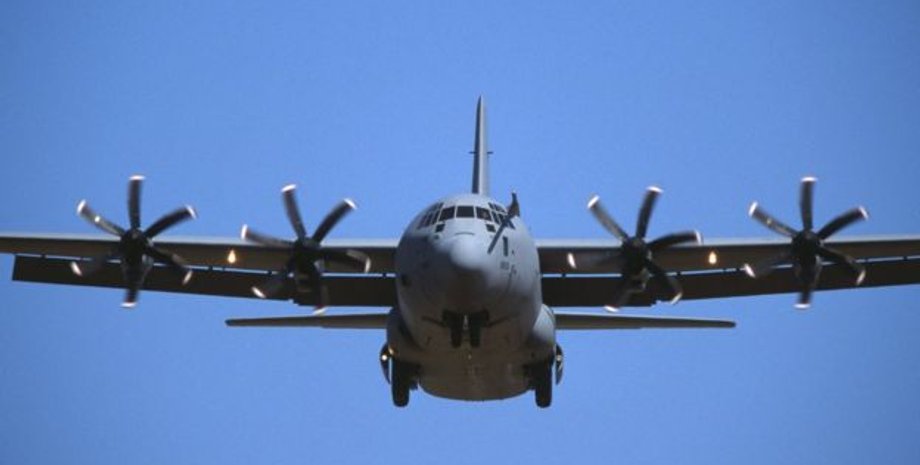 Самолет C-130 "Геркулес"/Фото: ВВС