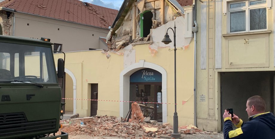 хорватия, землетрясение, Петринья, разрушения, дети