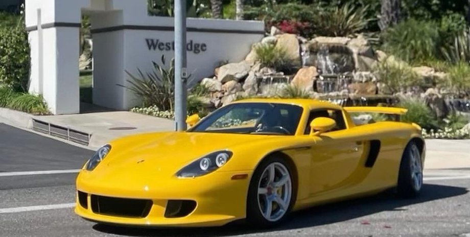 Разбитый Порше каррера гт, Porsche Carrera GT, суперкар Porsche, разбитый Porsche