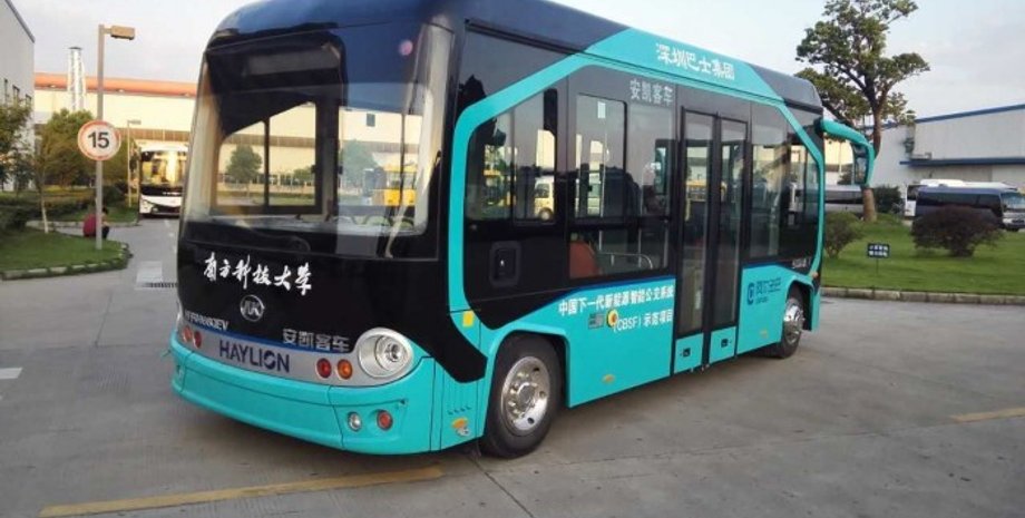 Китайский беспилотный автобус / Фото: news.wehefei.com