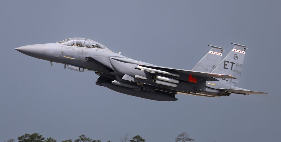 Италия не пустила американские истребители на базу на Сицилии