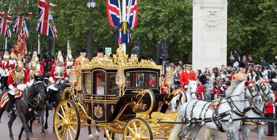карета чарльза, карета чарльза ІІІ, королівська карета, Diamond Jubilee State Coach, Gold State Coach