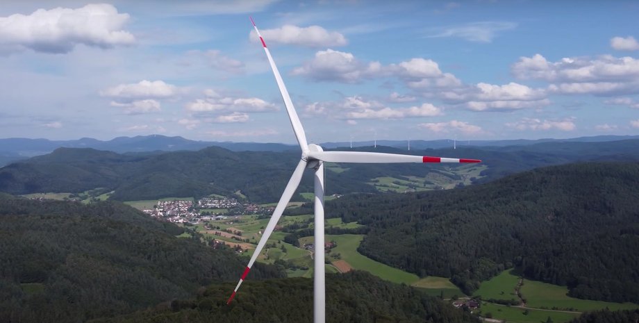 Ветряная турбина E-138