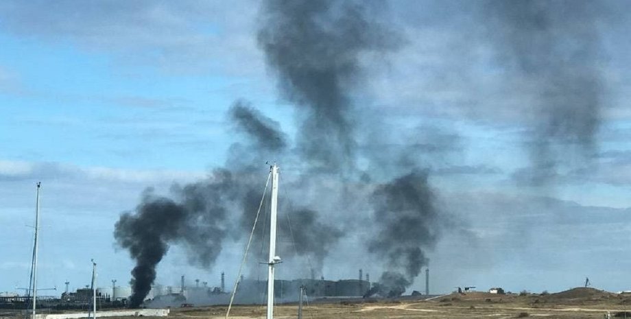 севастополь взрывы, севастополь, севастополь атака всу, севастополь атака, беспилотники атаковали севастополь