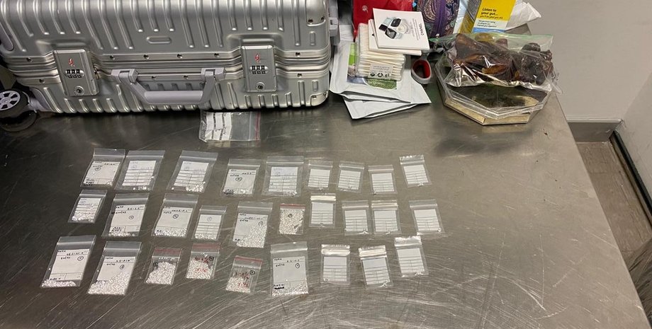 сбу, контрабанда, бриллианты, борисполь