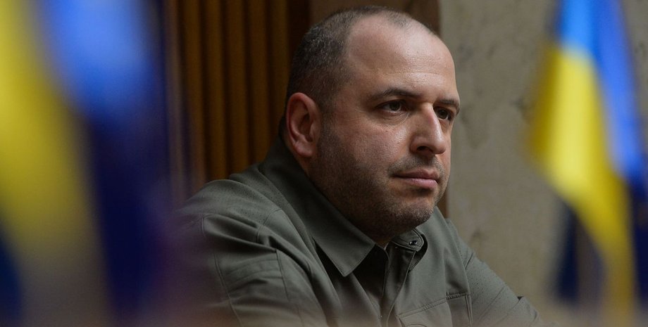 Умеров, увольнение Умерова, министр обороны