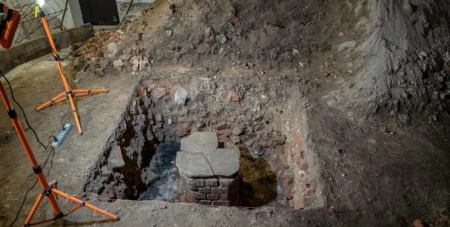 синагога, университет, институт, археологи, археология, исследования, раскопки, стены, дворец, реликвия, еврейская община, наследие, евреи, Вроцлав, Польша