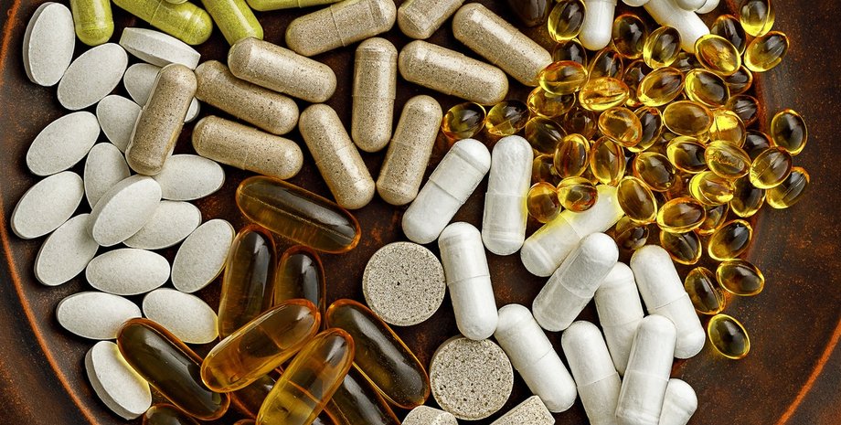 витамины, капсулы, таблетки, тарелка, фото