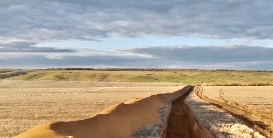 окоп, мега окоп, запорізька область, війна в Україні, російський окоп, рекорд, траншея