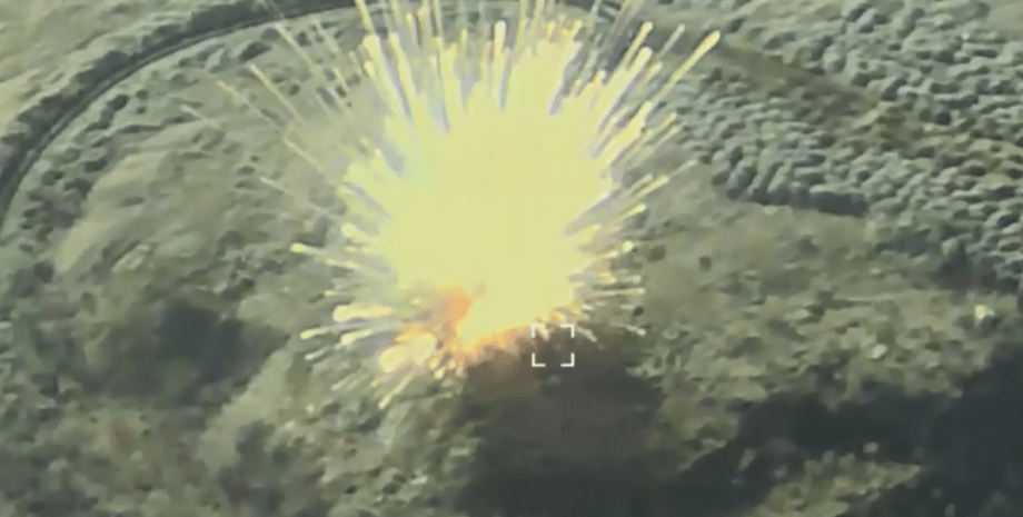 Взрыв ЗРК "Бук" в районе Донецка