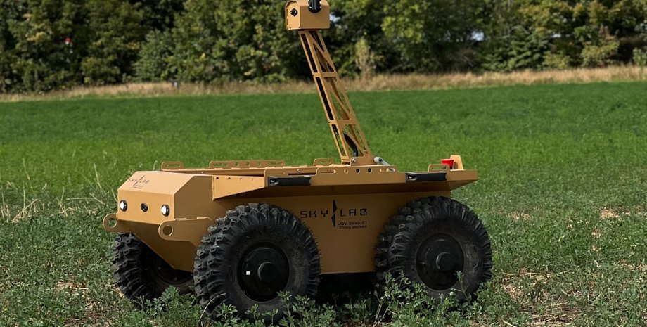 Наземний дрон, Sirko-S1, робот, безпілотник, фото