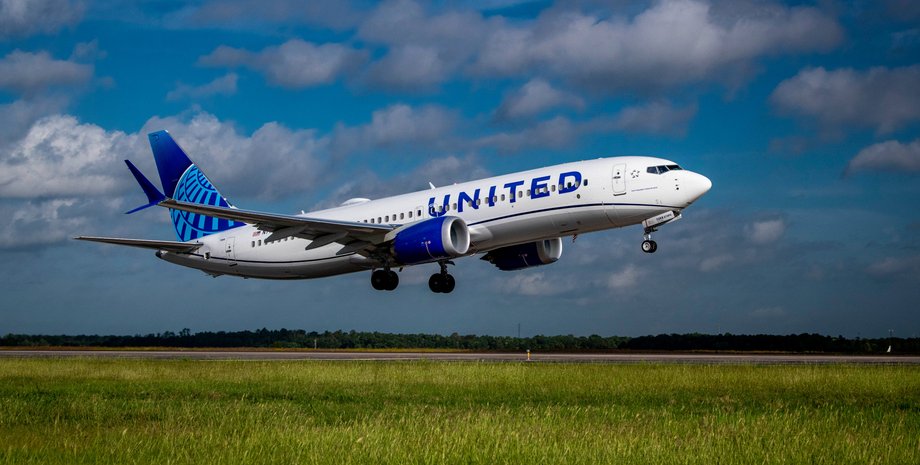 літак компанії United Airlines