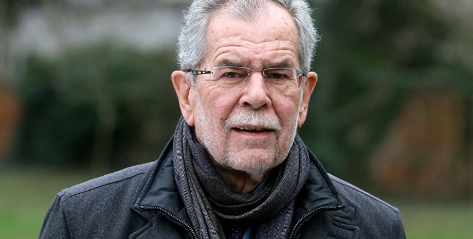 Александр Ван дер Беллен / Фото: AP Photo, Ronald Zak