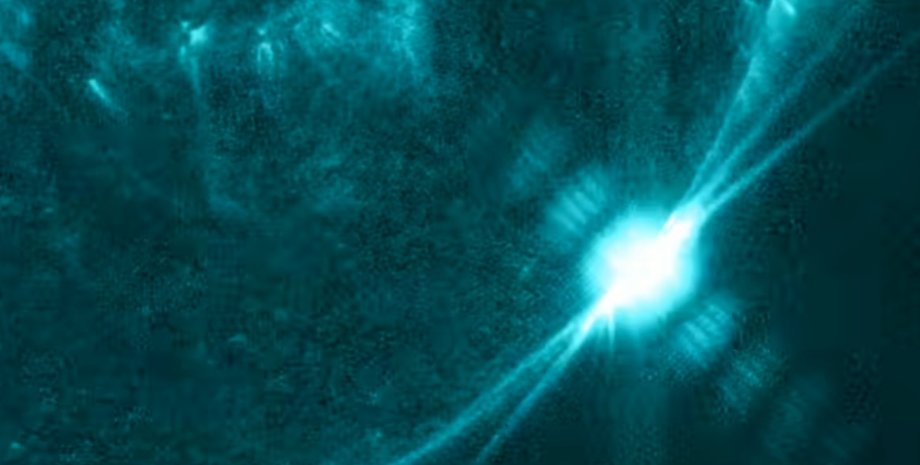 вспышка на Солнце