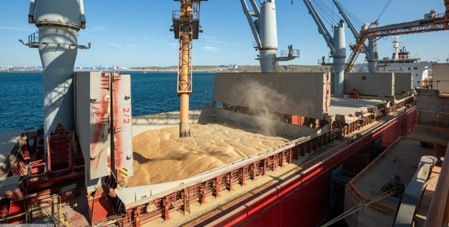 ЄС вивчає альтернативні маршрути для українського зерна через Італію та Грецію