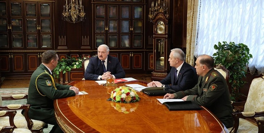 Константин Молостов, Александр Лукашенко, Александр Лукашенко назначение