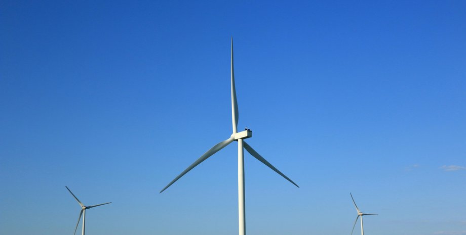 Ветрогенераторы, ветряные турбины, ветряные электростанции, лопасти турбин, фото