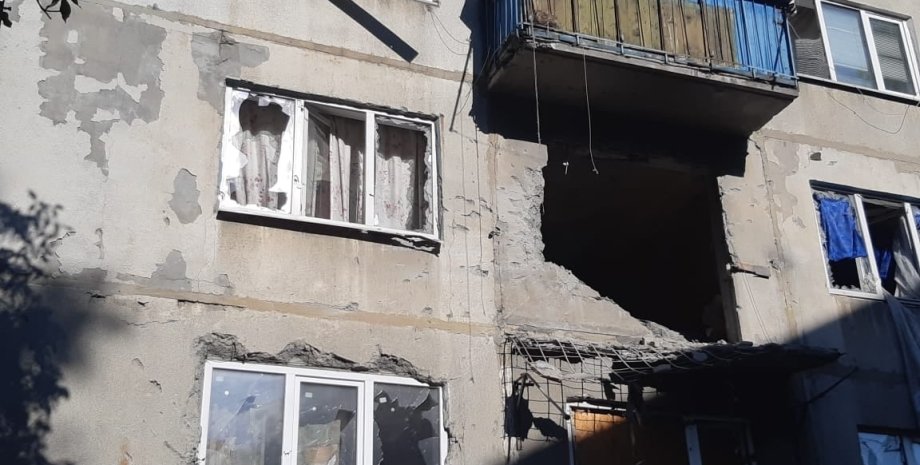 війна на Донбасі, обстріли на Донбасі, обстріл Красногоровки