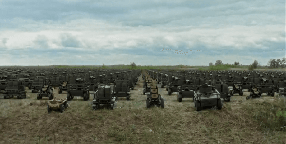 Роботи, ЗСУ, роботизовані платформи, зброя, фото