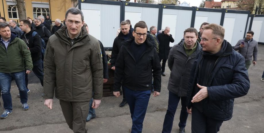 Львов, модульный дом, модульный городок во Львове, переселенцы, переселенцы во Львове