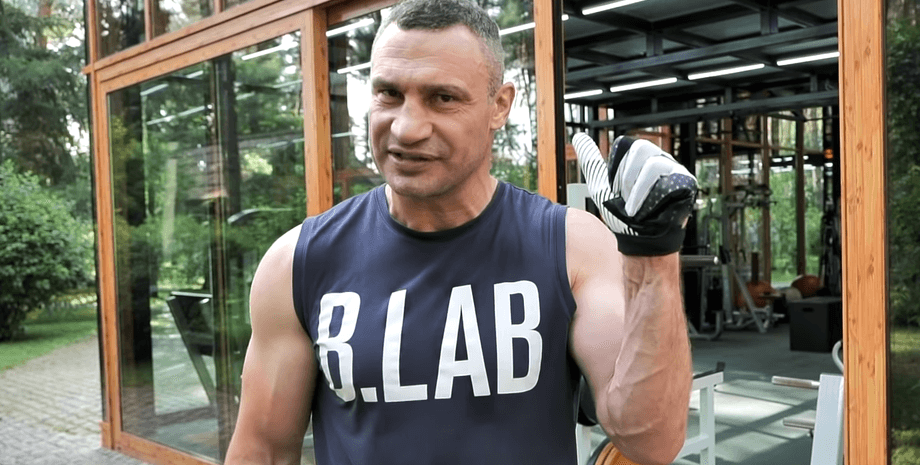 Виталий Кличко, кличко, 50 лет, день рождения, 19 июля, день рождения кличко, боксер, взобрался на гору, 50 раундов