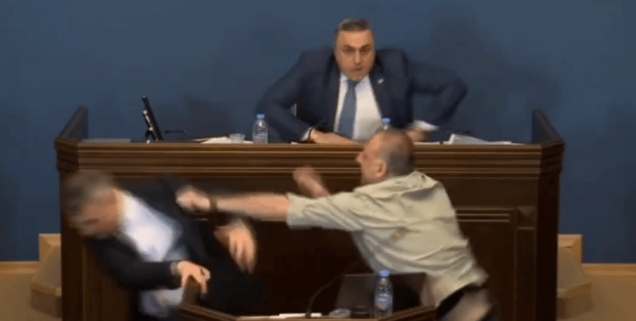Бійка в парламенті Грузії