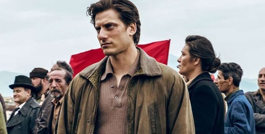 Постер к фильму "Мартин Иден"