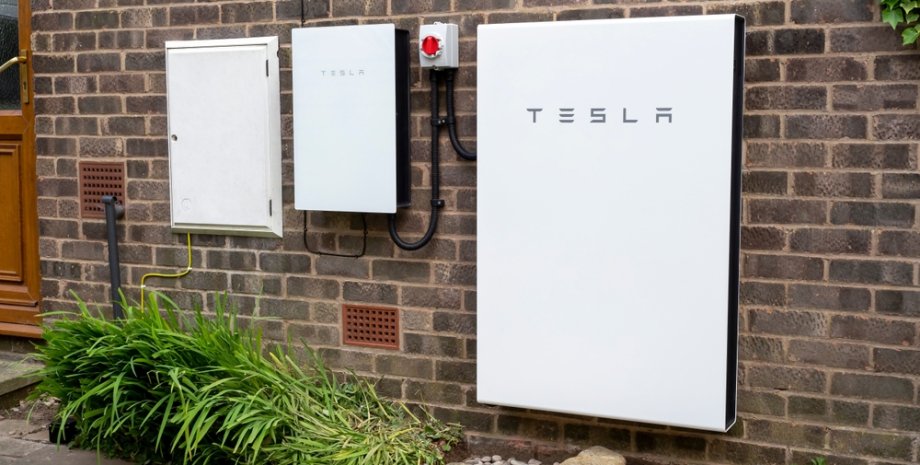 Tesla Powerwall, акумулятор, батарея, найкращі сонячні батареї, сонячні акумулятори, сонячні акумулятори