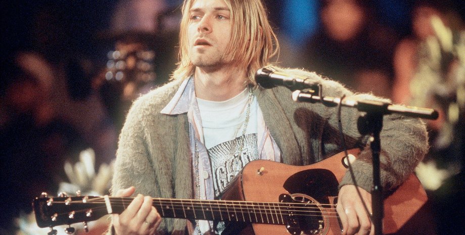 Курт Кобейн в знаменитой кофте / Фото: alternativenation.net