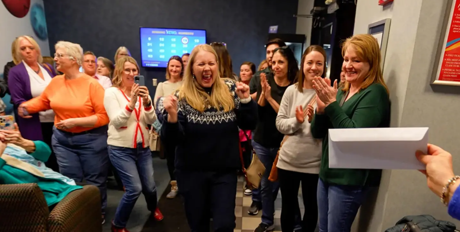 Выигрыш в лотерею, джекпот, счастливый билет, удача, как выиграть в лотерею, фото, США, Powerball