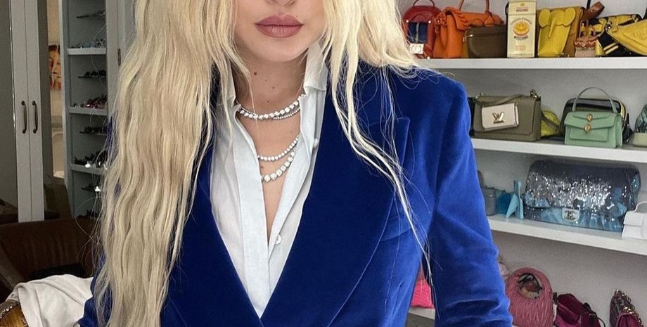 Джиджи Хадид 2022, модель