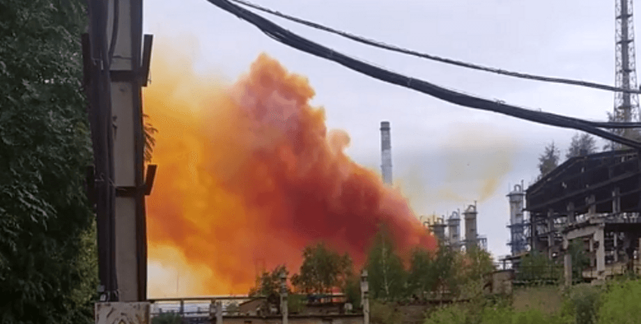 ривнеазот, авария на ровноазоте, РовноАзот взрыв, авария, ровно азот, ровно, авария в ровно, кислотный дождь, химзавод