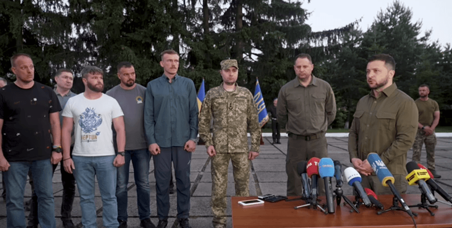 азов, защитники Мариуполя, Львов, Украина, бойцы