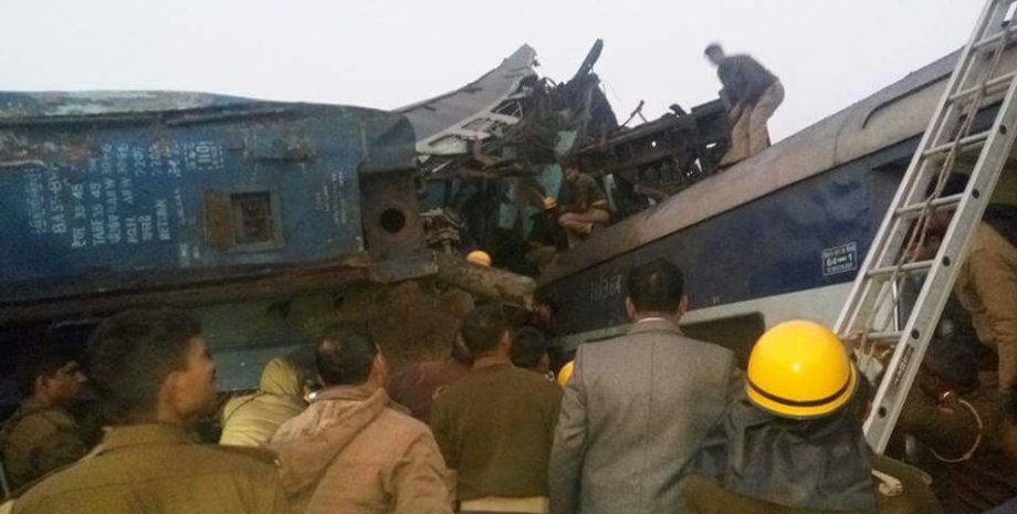 Ж/д катастрофа в Индии / Фото: twitter.com/shubham50555