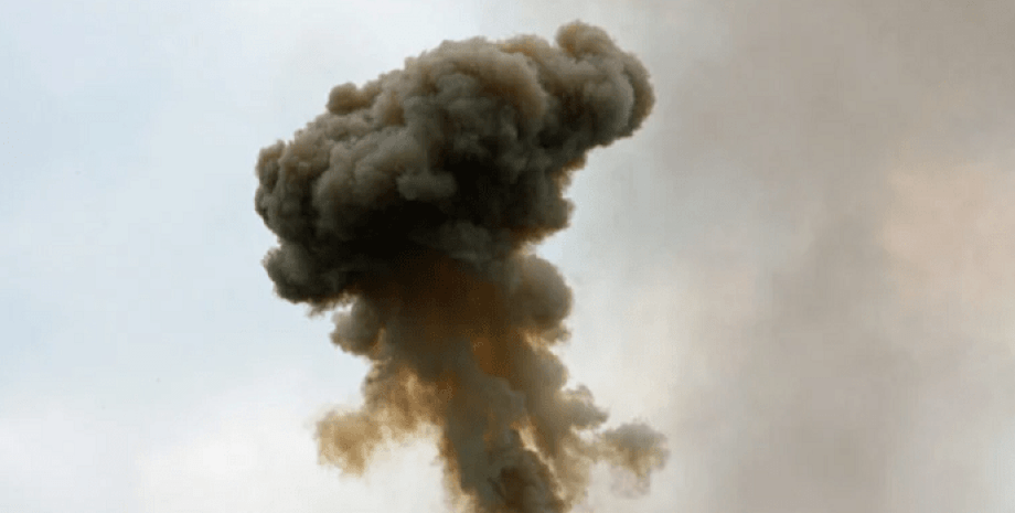 Дим дым, взрыв, пожар