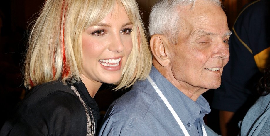 Бритни Спирс, дед