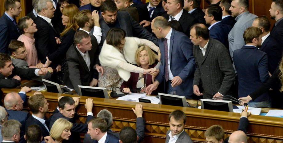 Депутаты в Верховной Раде