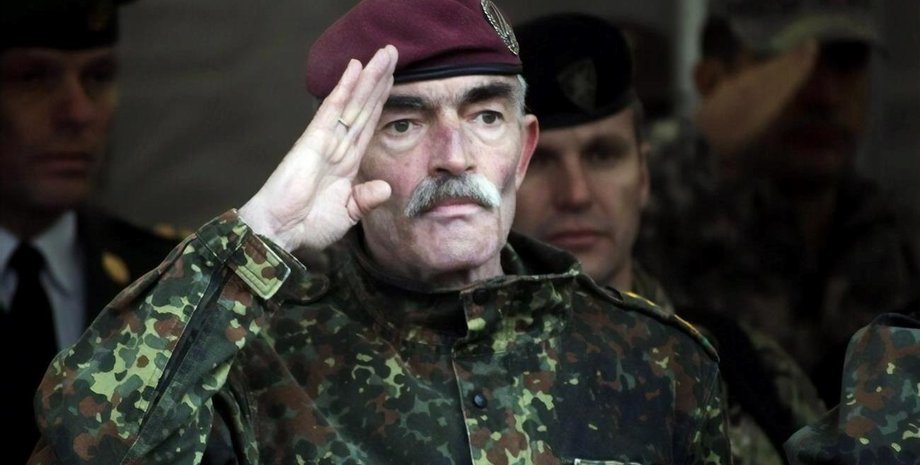 Ганс-Лотар Домрезе