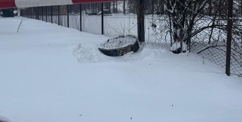 СБУ показала уламки ракети Орешник: як виглядають докази злочину ЗС РФ (фото)