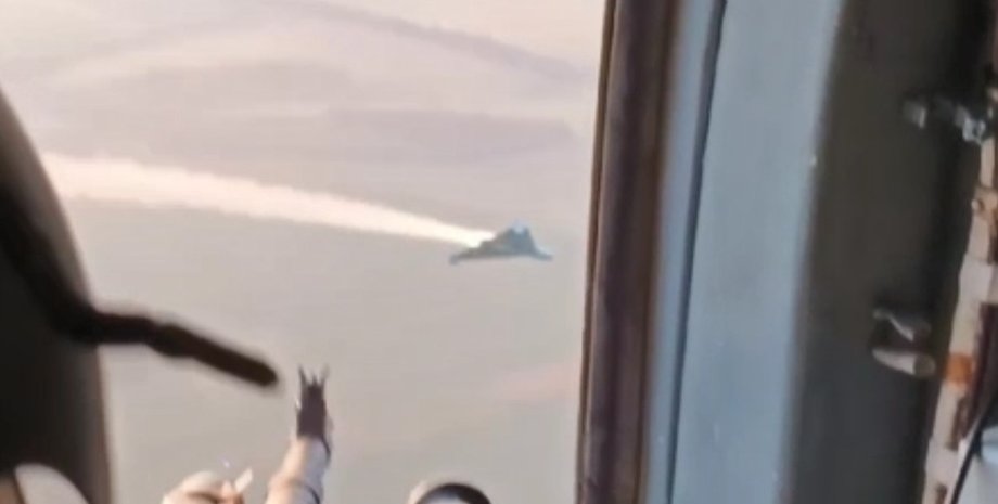 Дрон-камикадзе Шахед, удар по шахеду, армейская авиация шахед, вертолет против шахеда, Ми-8 против шахеда