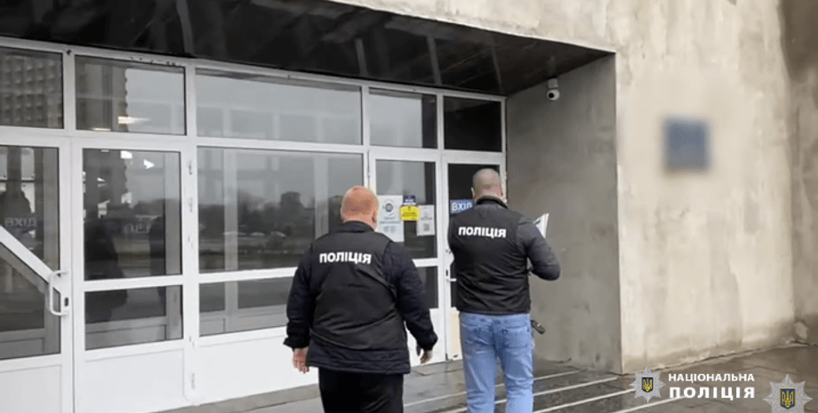 полиция сумы горсовет, обыск сумы, Сумской горсовет, полиция, обыск, следственные действия