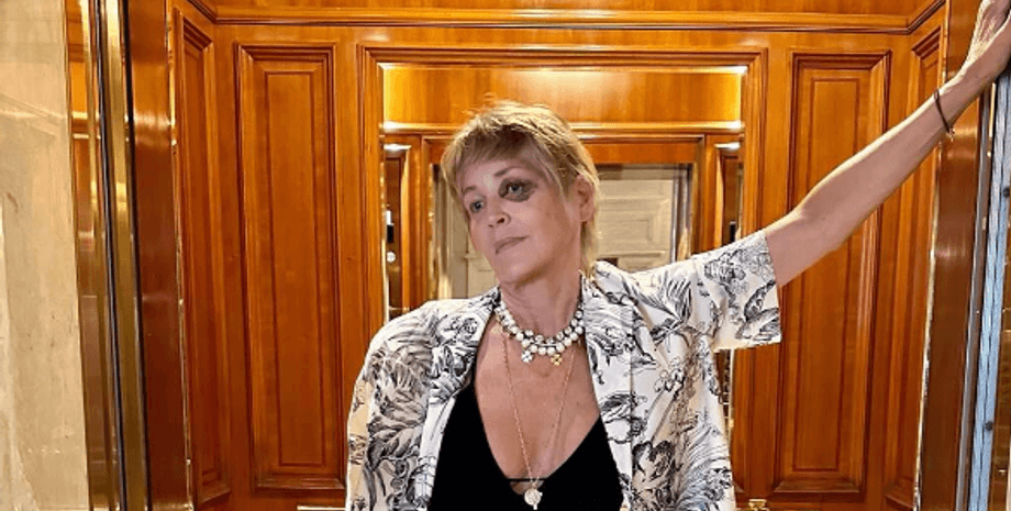 Шэрон Стоун, лифт