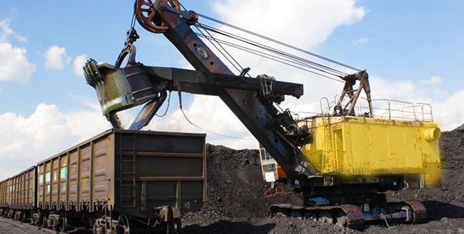 Погрузка угля / Фото: uapress.info