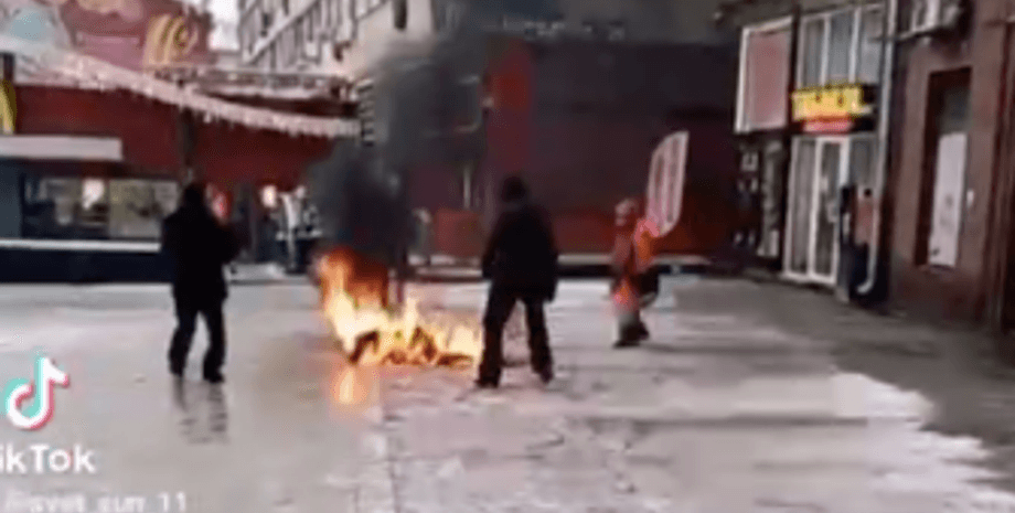 самоспалення, Москва, Тверська