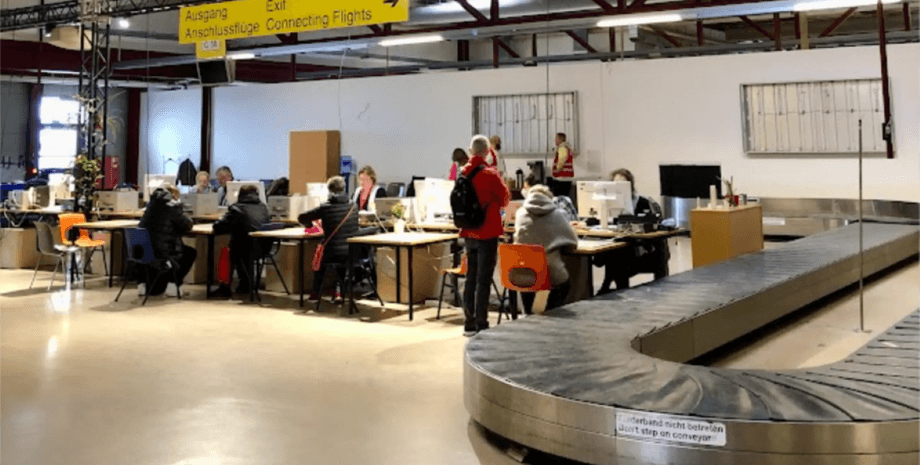 німеччина, біженці, тегель, аеропорт, прихисток