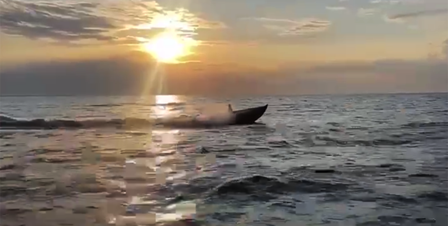 MAGURA V5 український морський дрон безпілотний катер безпілотник